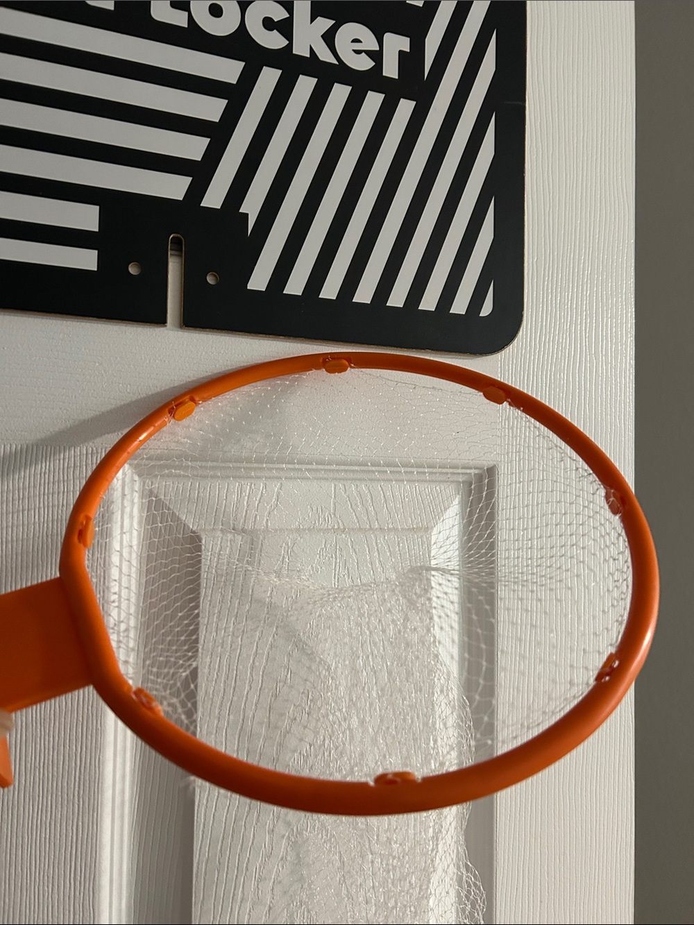 Footlocker Basketball Hoop & Net - Picture 8 of 10